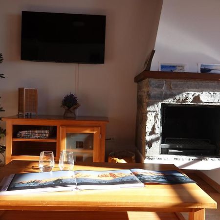 フォルミガルStone Garaje Cubierto Y Trastero Pirineos360アパートメント エクステリア 写真